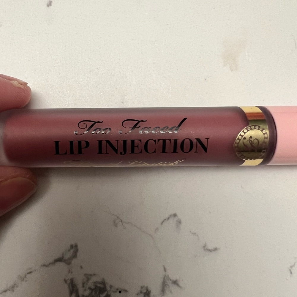 Two Faced Lip Injection Liquid Lipstick! Filler Up